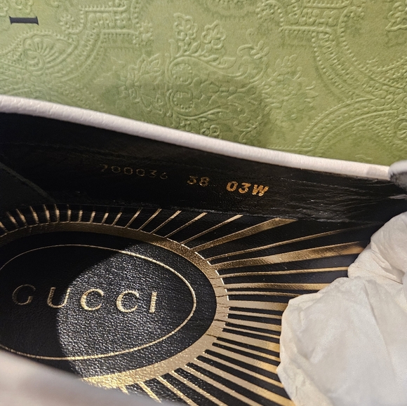 NWB Gucci Mystic White Cara Logo Loafer Loafers Flats Slip Ons Leather - Picture 7 of 10